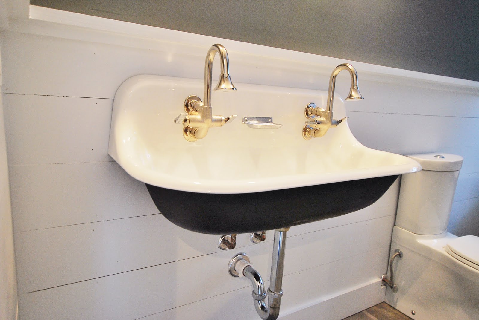 Bathroom Sinks And Faucets Ideas Mycoffeepot Org