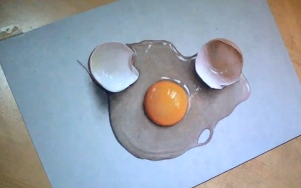 620x388 Video Artist Draws An Incredibly Realistic Cracked Egg.