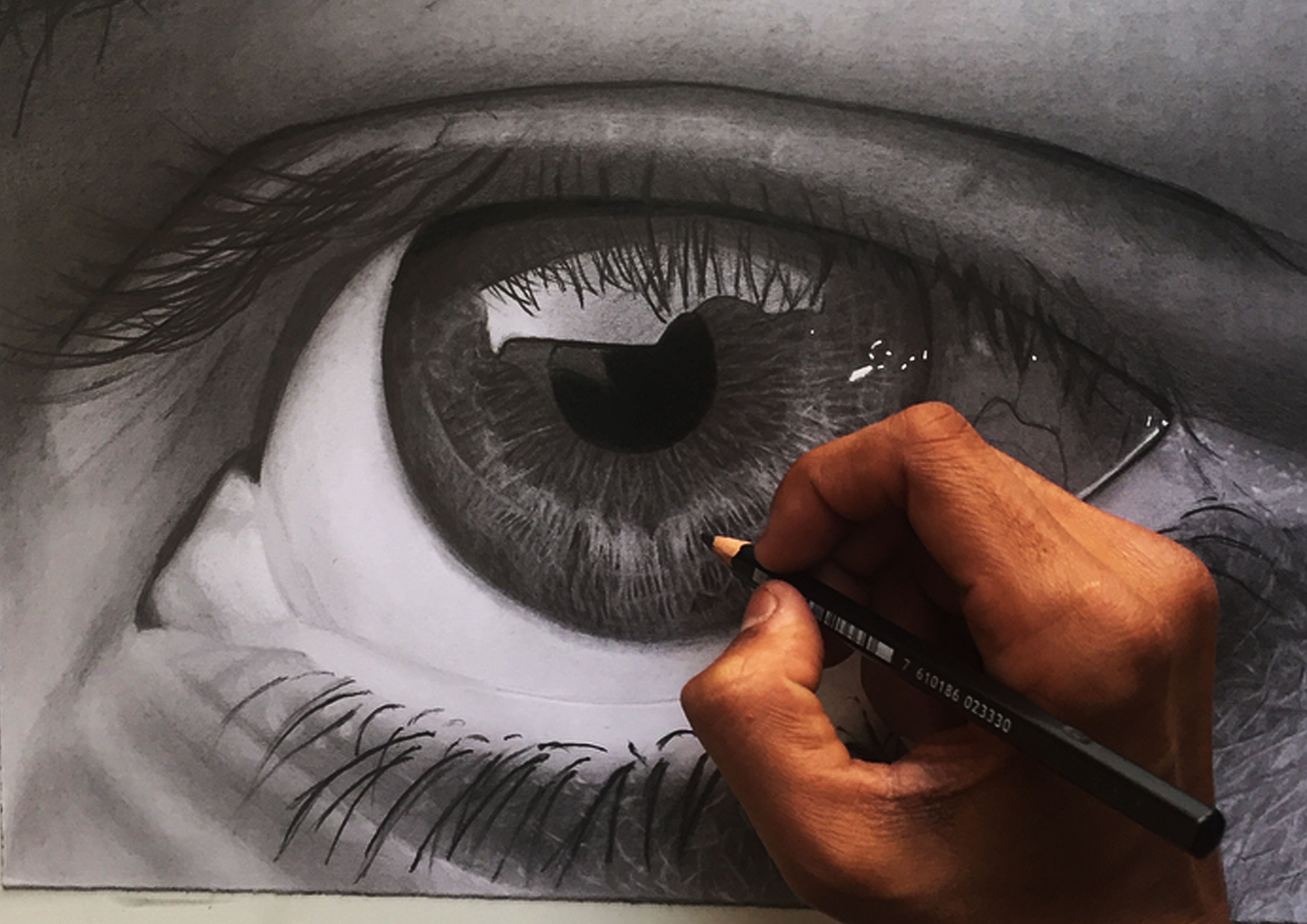 Realistic Drawings Eye / Drawing a Realistic Eye with Charcoal