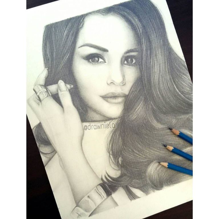 Selena Gomez Drawing At Getdrawings 