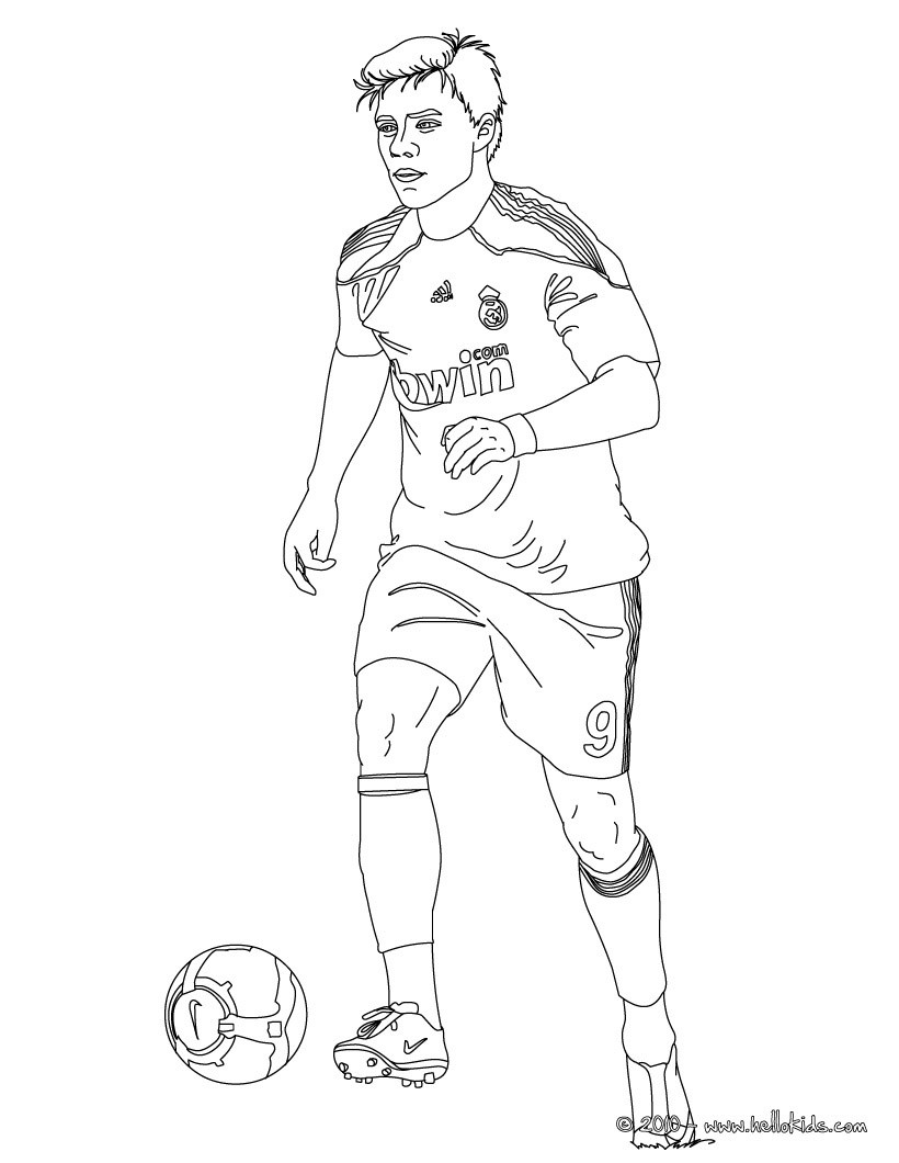 Footballer Drawing at GetDrawings | Free download