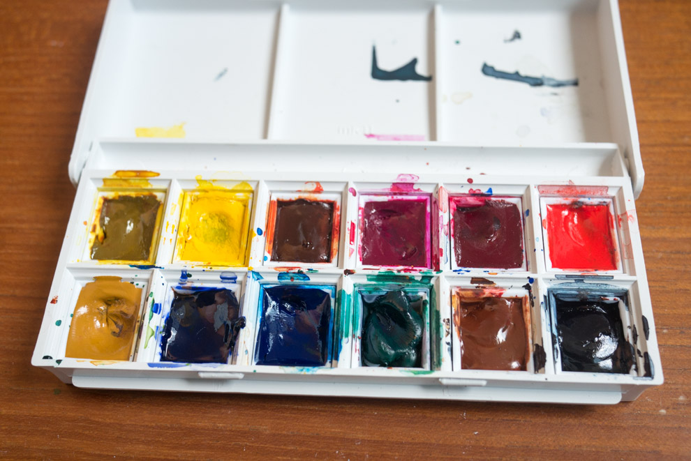 Dear Lissy: Mom Review: QoR Modern Watercolor Paints for Students