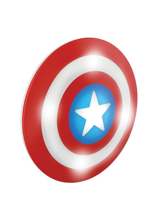 550x733 Philips Marvel 3d Wall Light Captain America Shield Yafwqj
