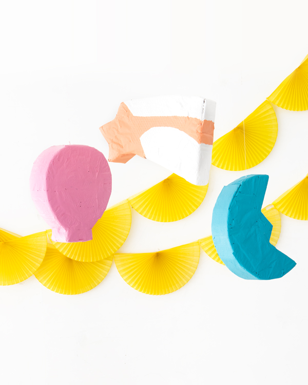 600x750 Lucky Charm Pinatas