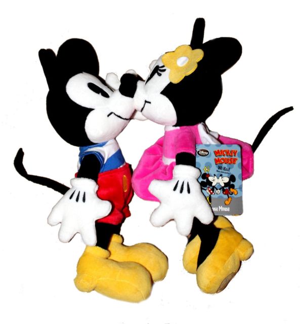 593x640 Plush Mickey Amp Minnie Mouse Kissing Magnet Valentine's Disney Us
