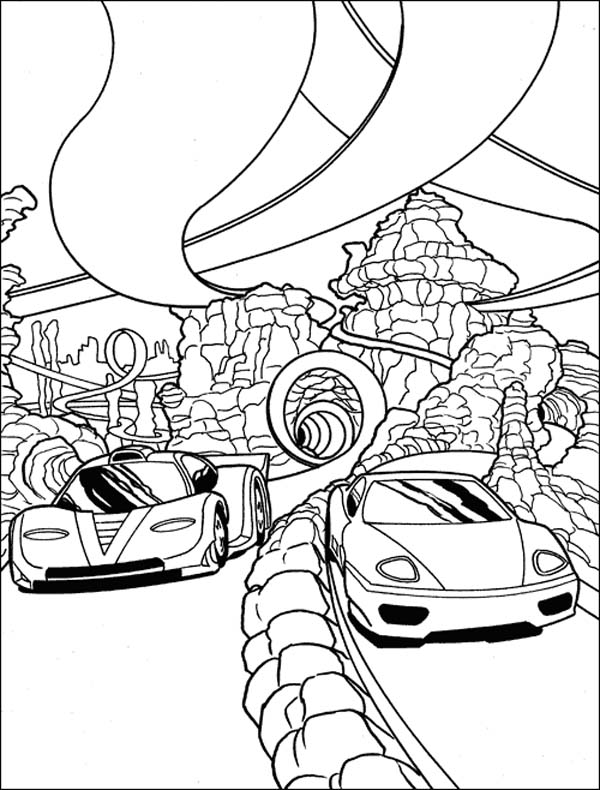 600x790 Race Car Coloring Pages