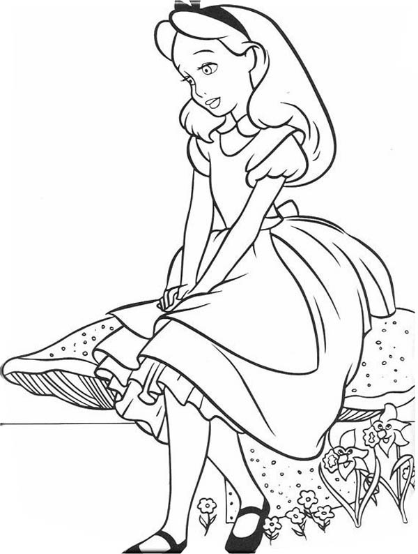 600x794 Lovely Alice In Wonderland Coloring Page
