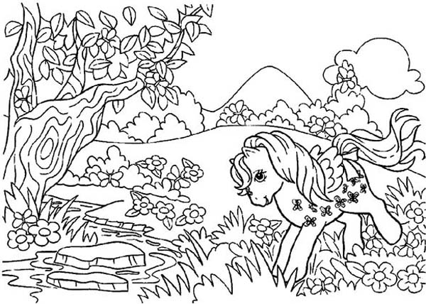 600x428 Rarity Playing In The Forest In My Little Pony Coloring Page