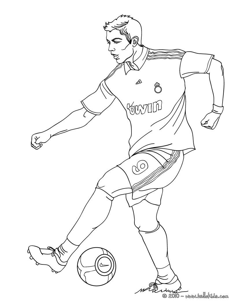820x1060 Christiano Ronaldo Playing Soccer Coloring Pages