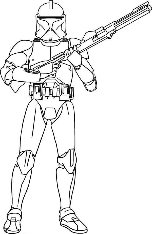 600x920 The Clone Trooper Hold A Gun In Star Wars Coloring Page