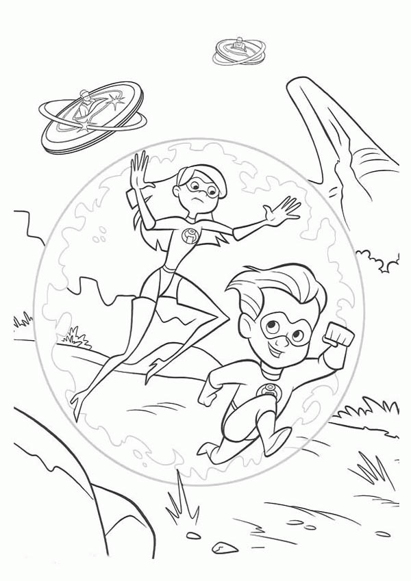 600x849 Violet And Dash Running Away From Enemy In The Incredibles