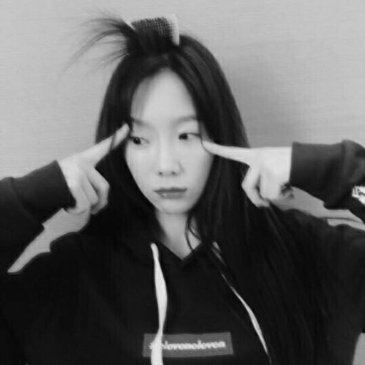 Images About Taeyeon Icons On We Heart It See More