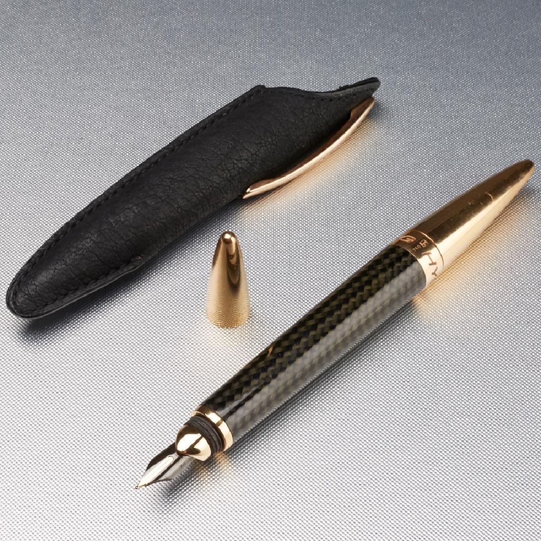 Jorg Hysek Carbon Fiber And Gold Fountain Pen