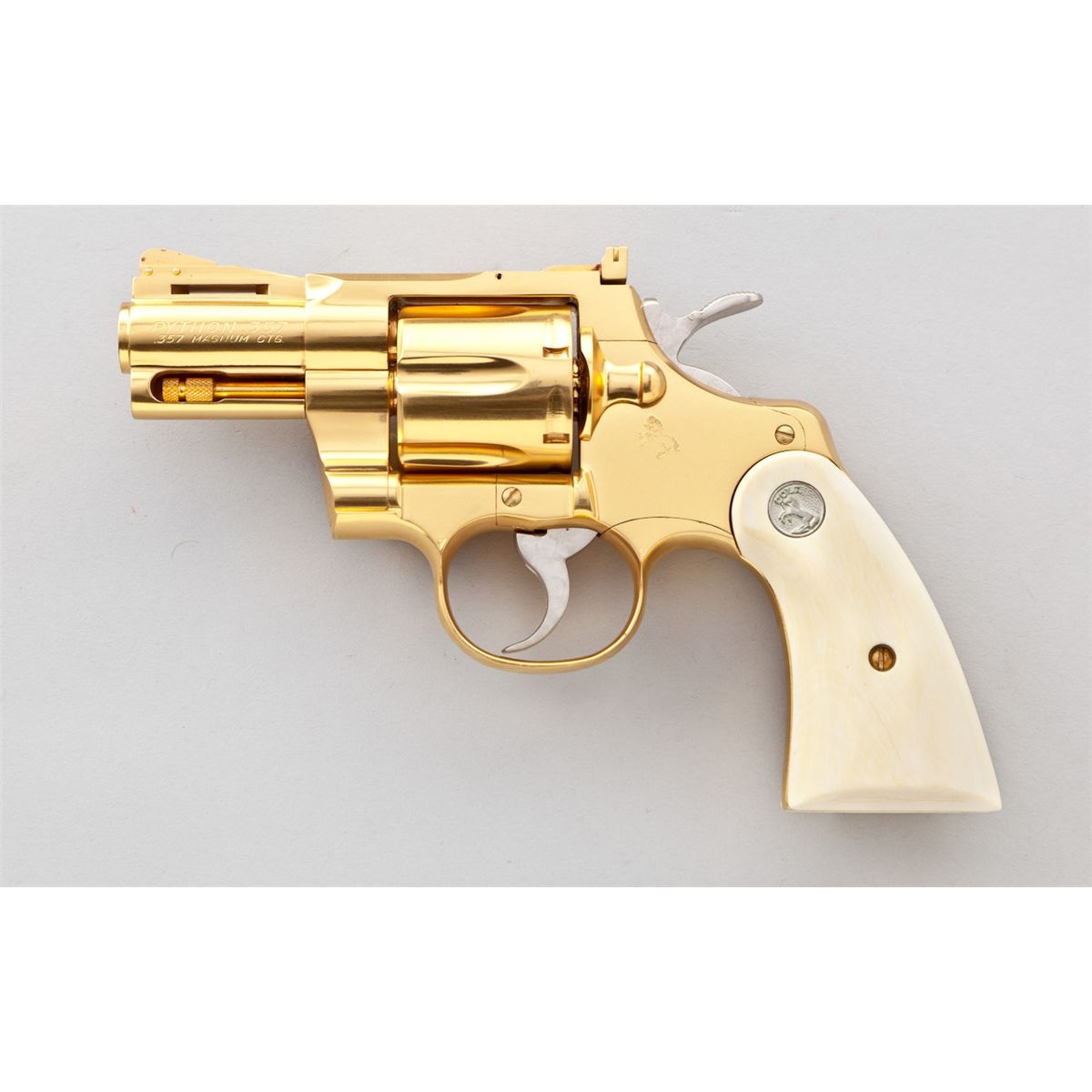 1200x1200 Gold Plated Colt Python 357 Magnum. I Would Love A Gold 357