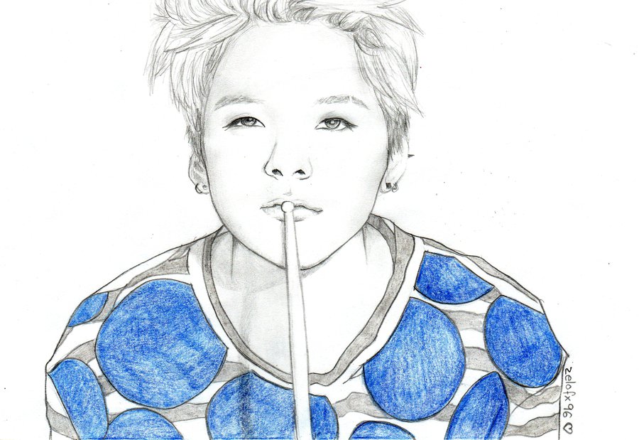 900x619 F(X) Amber Liu By Jokomato