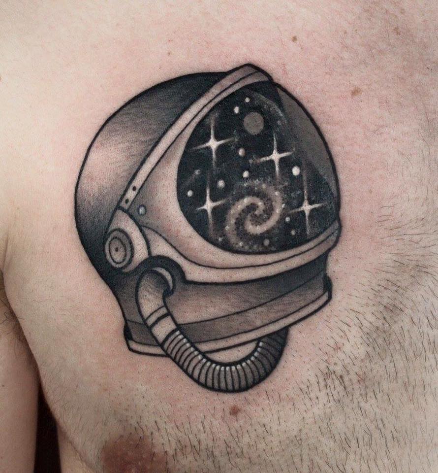 890x960 Astronaut Helmet Tattooed By Hanna