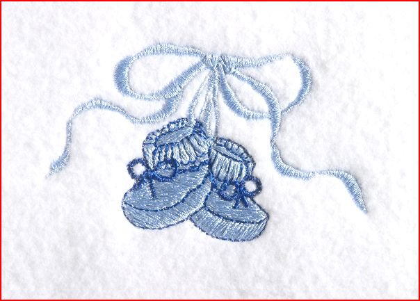 604x433 Embroidered Baby Blankets