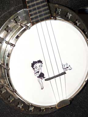 288x384 Painting A Banjo Head