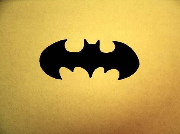 600x448 How To Draw The Batman Logo Step By Step Ehow