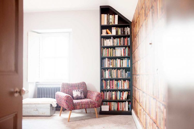 750x500 The Clever Corner Bookcase