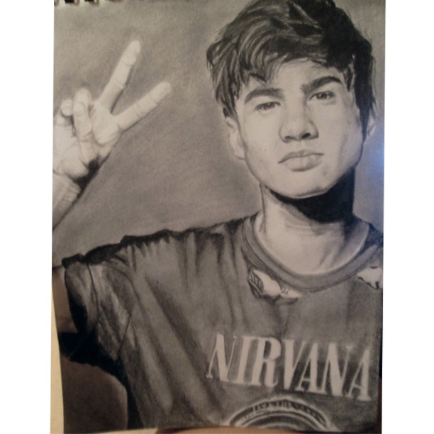 612x612 Calum Hood Drawing By Theoneandonlyraylene