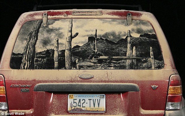 634x396 World's Leading Dirty Car Artist Turns Grubby Car Windows Into