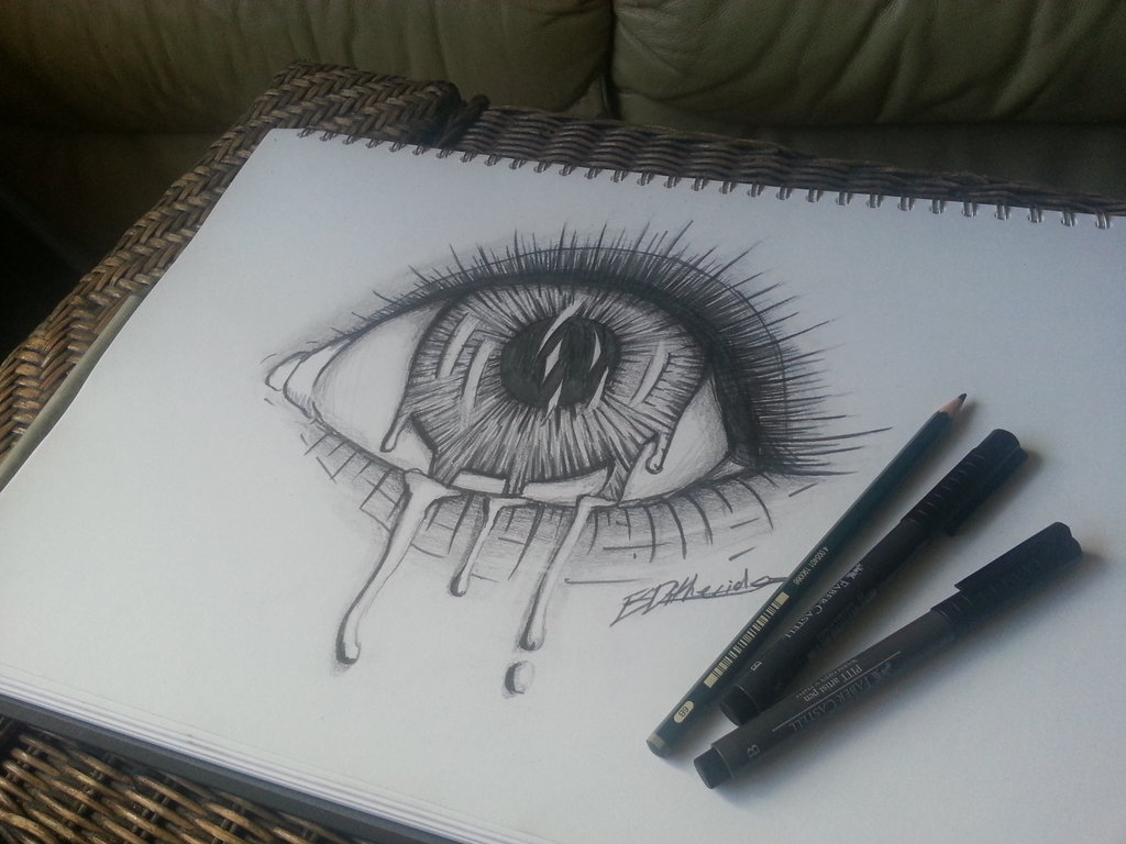 1024x768 Creative Eye Drawing Melting Eye 2brynios