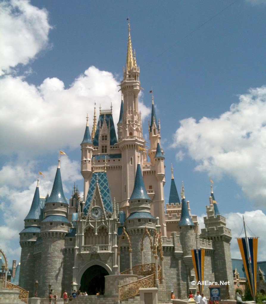 894x1024 Walt Disney World Chronicles Cinderella Castle