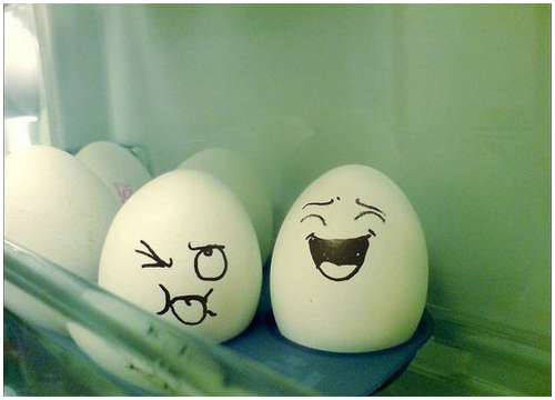 500x360 Funny Faces Drawn Eggs Funny Stuff Egg Art, Pebble