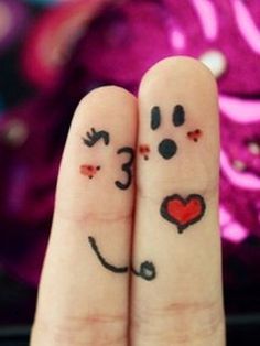 236x314 Fingers With Faces