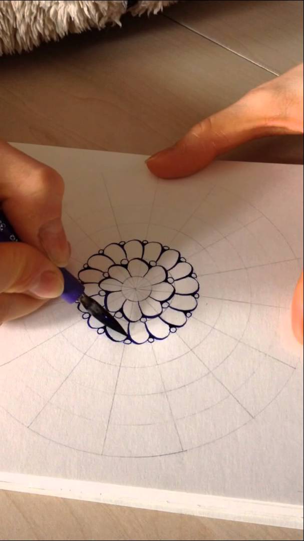 607x1080 Flower Mandala Drawing