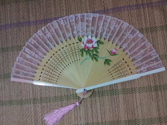 640x480 Vintage Mixed Color Chinese Drawing Silk Bamboo Folding Hand Fan