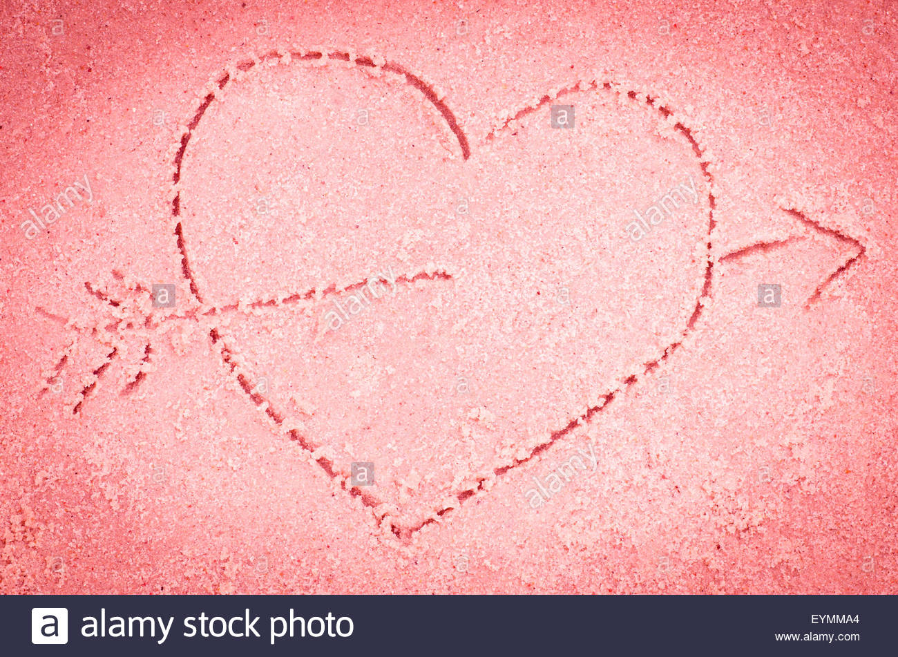 1300x951 Red Heart With Arrow Drawing On Sand Stock Photo 85892188