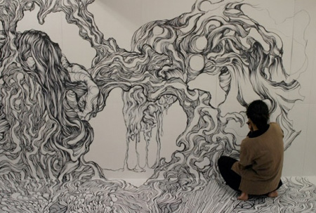 450x303 Room Covered With Drawings