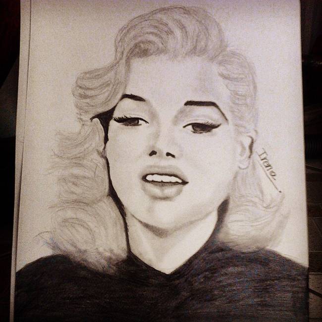 650x650 Stunning Marilyn Monroe Drawing Drawings And Illustrations