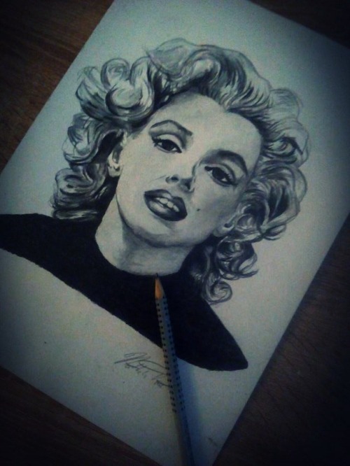 500x666 Marilyn Monroe Pencil Drawing Tumblr