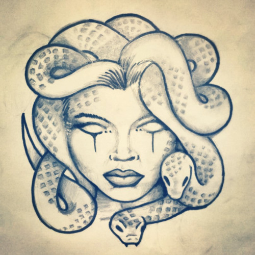 500x500 Medusa Hand Tattoos