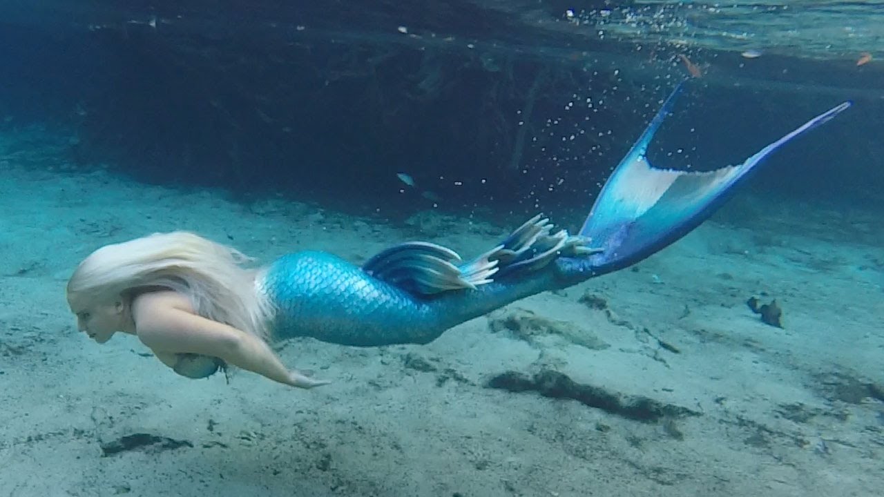 1280x720 Bill's Amazing Swim With A Mermaid!