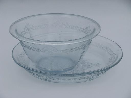 512x384 Vintage Sapphire Blue Fire King Philbe Glass Pie Plate And Mixing Bowl
