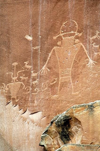 425x640 Tips For Visiting The Mcconkie Ranch Petroglyphs Utah, Tips