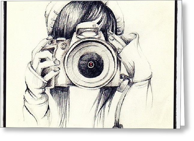 646x470 Camera Drawing