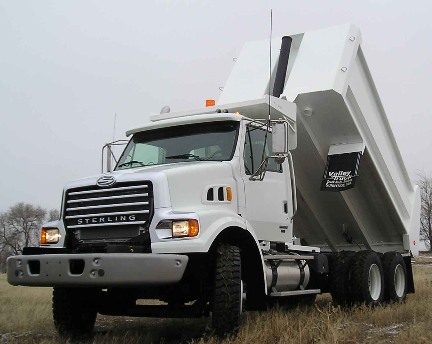 1392x1109 Municipal Dump Amp Plow Truck
