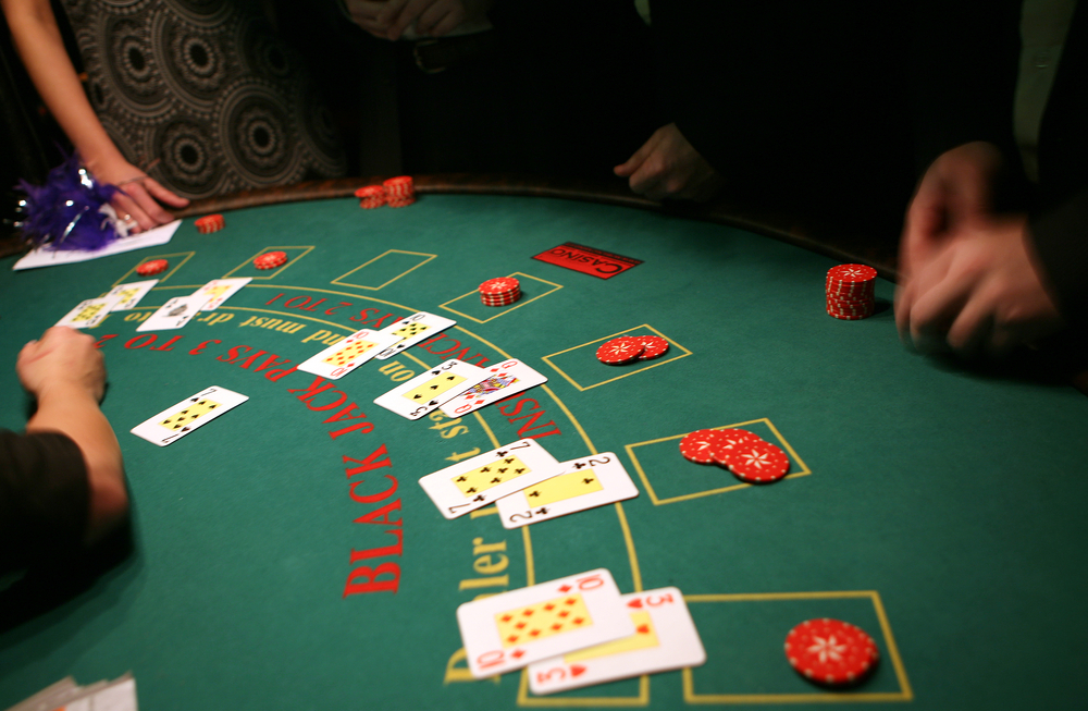 1000x653 How To Deal Blackjack Blackjack Rules For Dealers