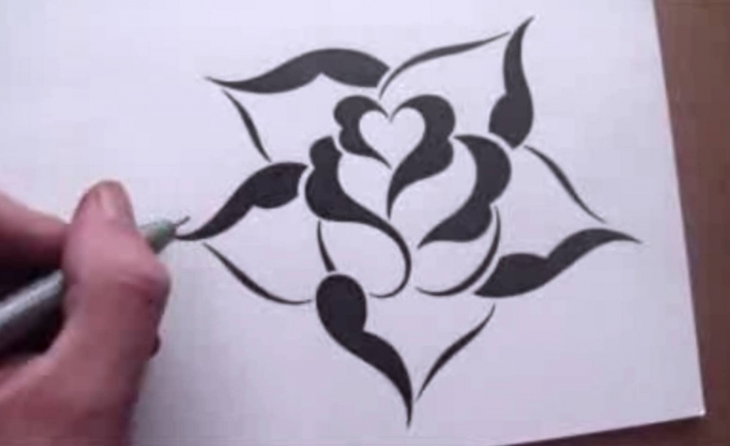 1024x625 Simple Sketch Of A Rose Drawing A Rose In A Simple Stencil Design