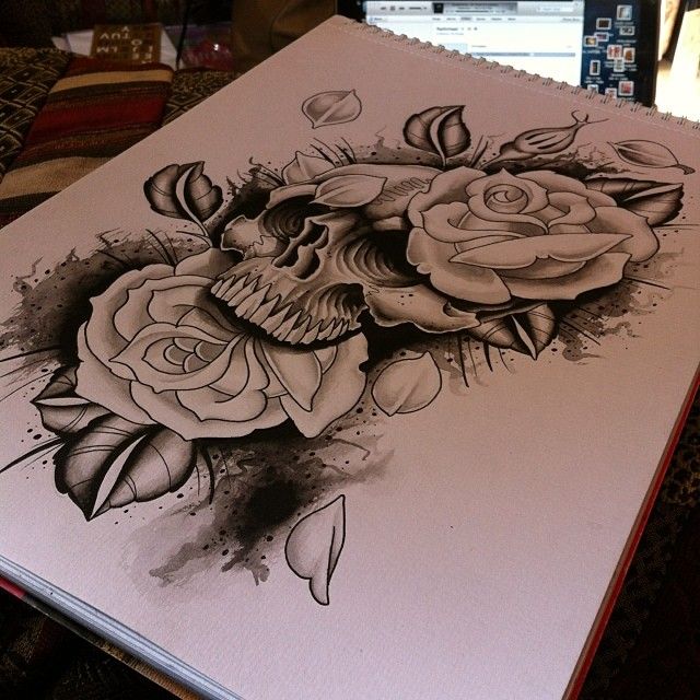 640x640 Skull + Roses