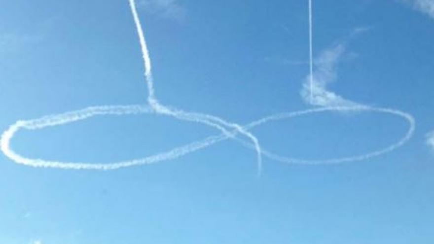 880x495 Navy Pilots Under Fire For Inappropriate Drawing In The Sky