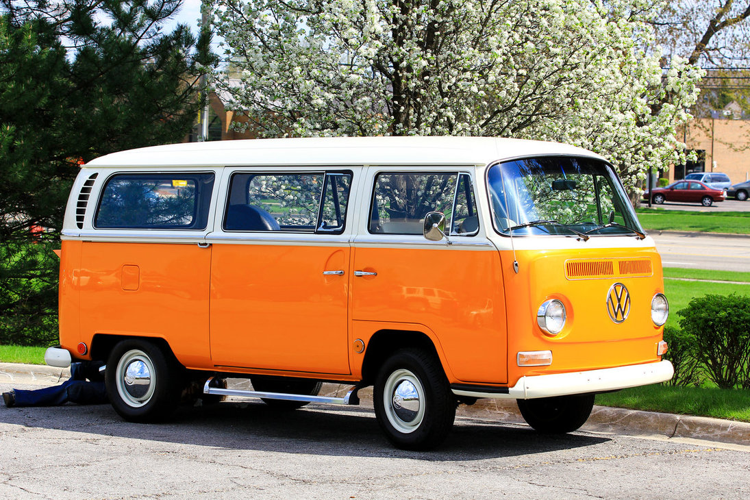 1095x730 467400 1095x730px Vw Bus 23.10.2015