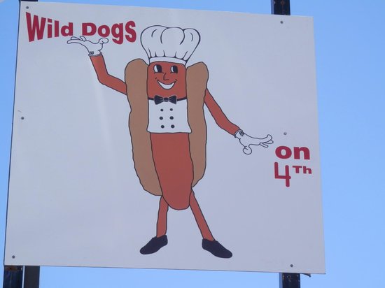 550x412 Chicago Dogs With Hand Cut Fries