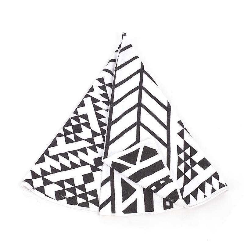 800x800 Round Beach Towel Ble Blackwhite D 150 (100% Cotton)