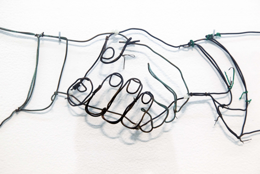 1024x683 Diplomacy Lesson (Handshake) Yoan Capote